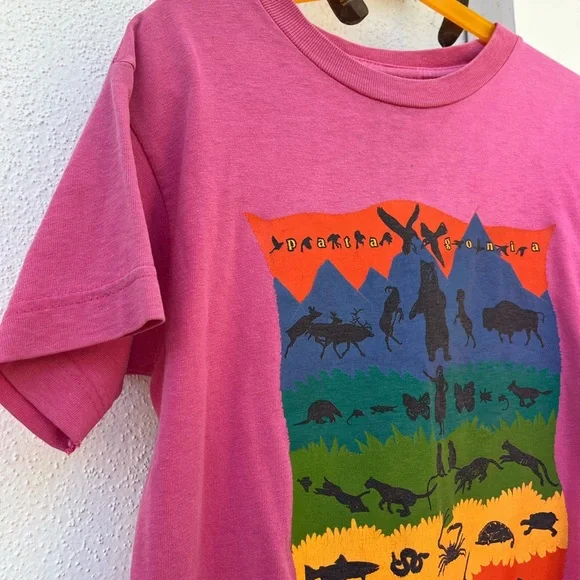 Rare Vintage 1993 Women's Patagonia "Endangered Animals" T- Shirt (Small) - Picture 6 of 7